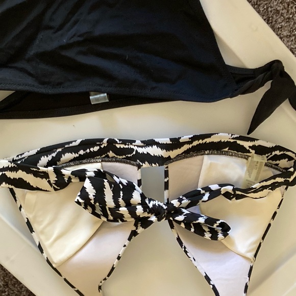 Victoria’s Secret Zebra halter bikini top with side tie back bottom - Picture 5 of 5